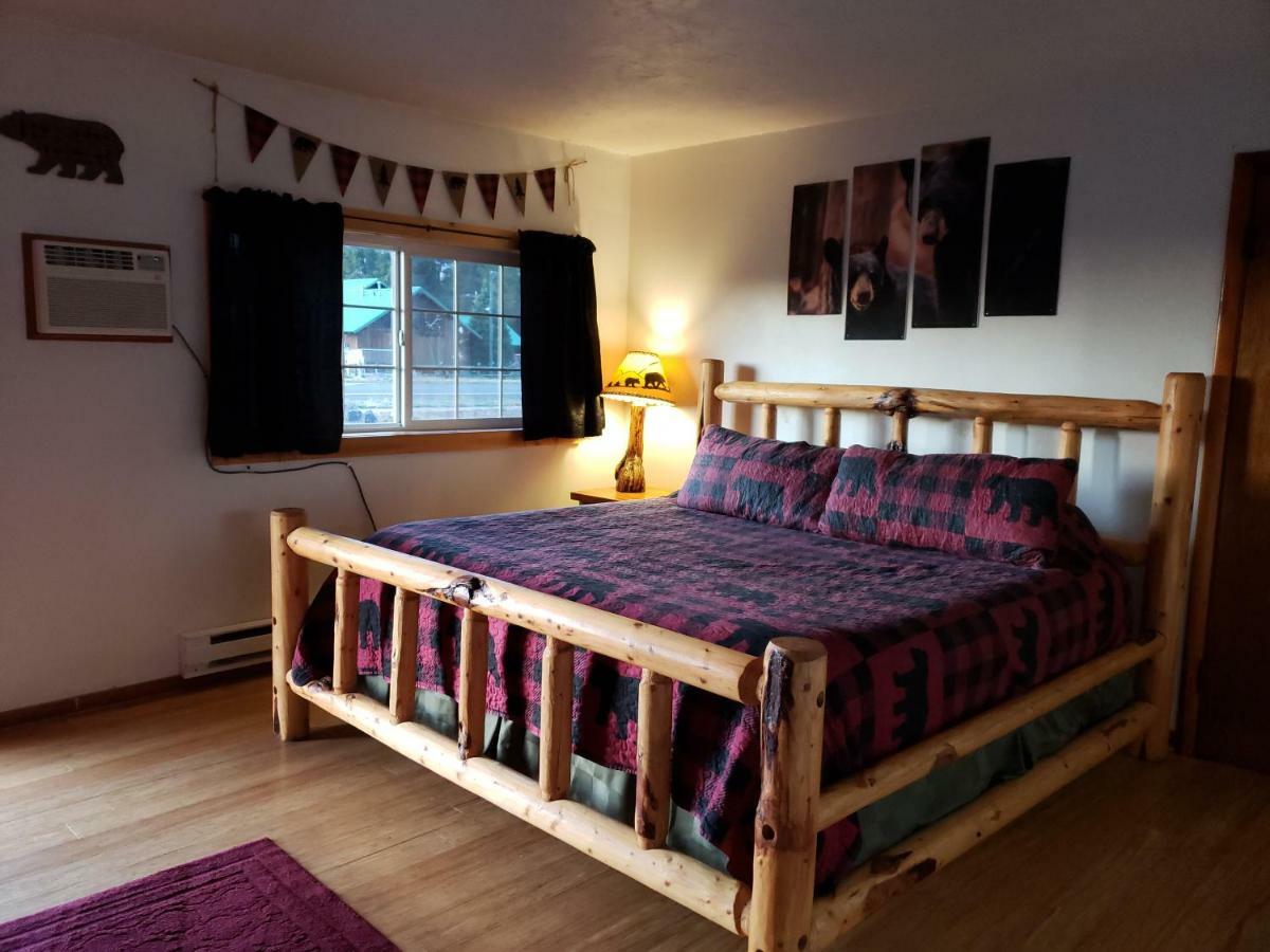 Crescent Moon Motel Bagian luar foto