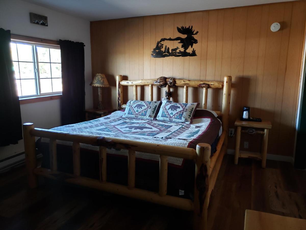 Crescent Moon Motel Bagian luar foto